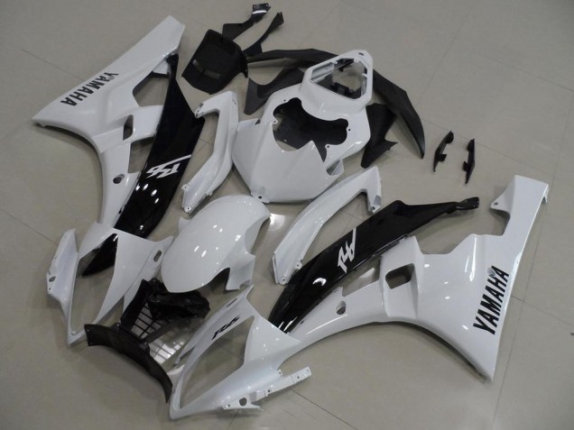 Blanco & Negro Carenado Moto Yamaha R6 06-07 Blanco & Negro Carenado Moto Yamaha R6 06-07